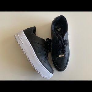 Nike Air Force 1 Sage Low